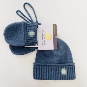 newborn knit hat and mitt sets